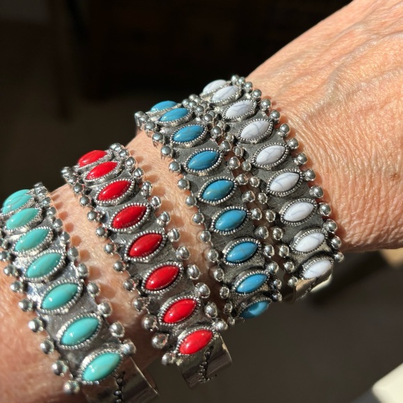 TIBETAN ETCHED SILVER BRACELET W/TURQUOISE /BLUE AGATE/ CORAL/OPAL STONES - Picture 2 of 12